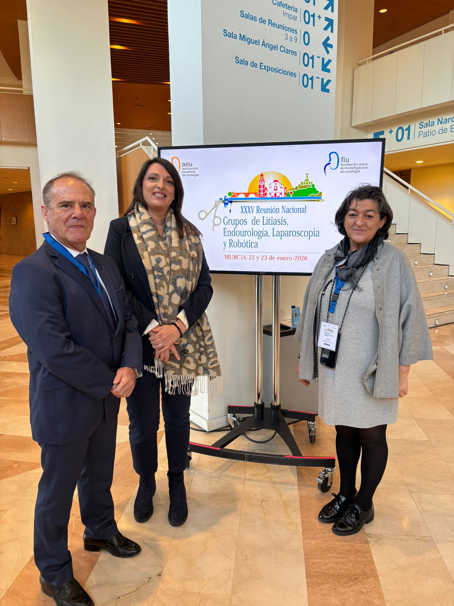 Irene Marín, Carmen González Enguita y Tomás Fernández.