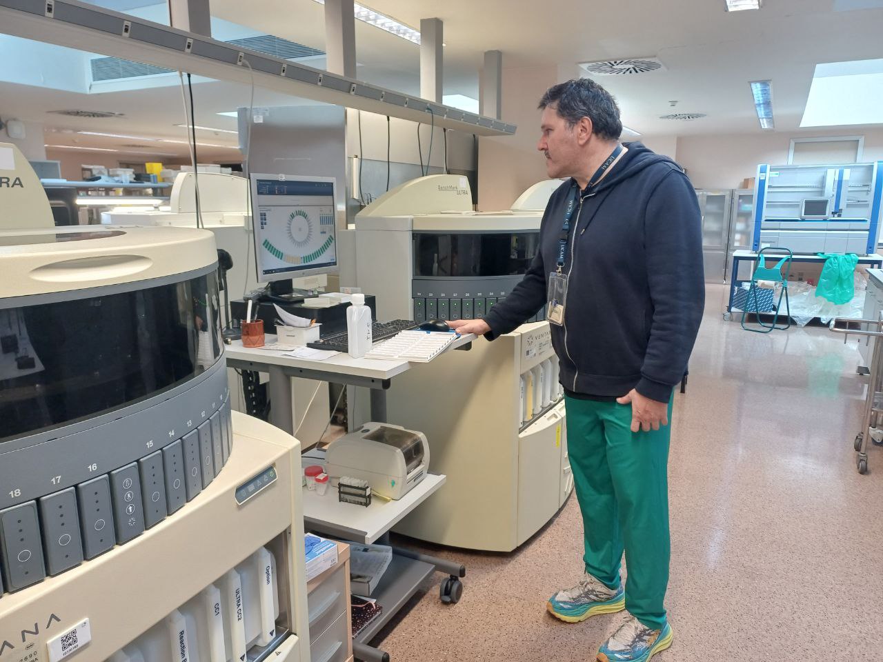 El estudio del informático Salvador Rizo busca personalizar los tratamientos del cáncer de colon utilizando inteligencia...