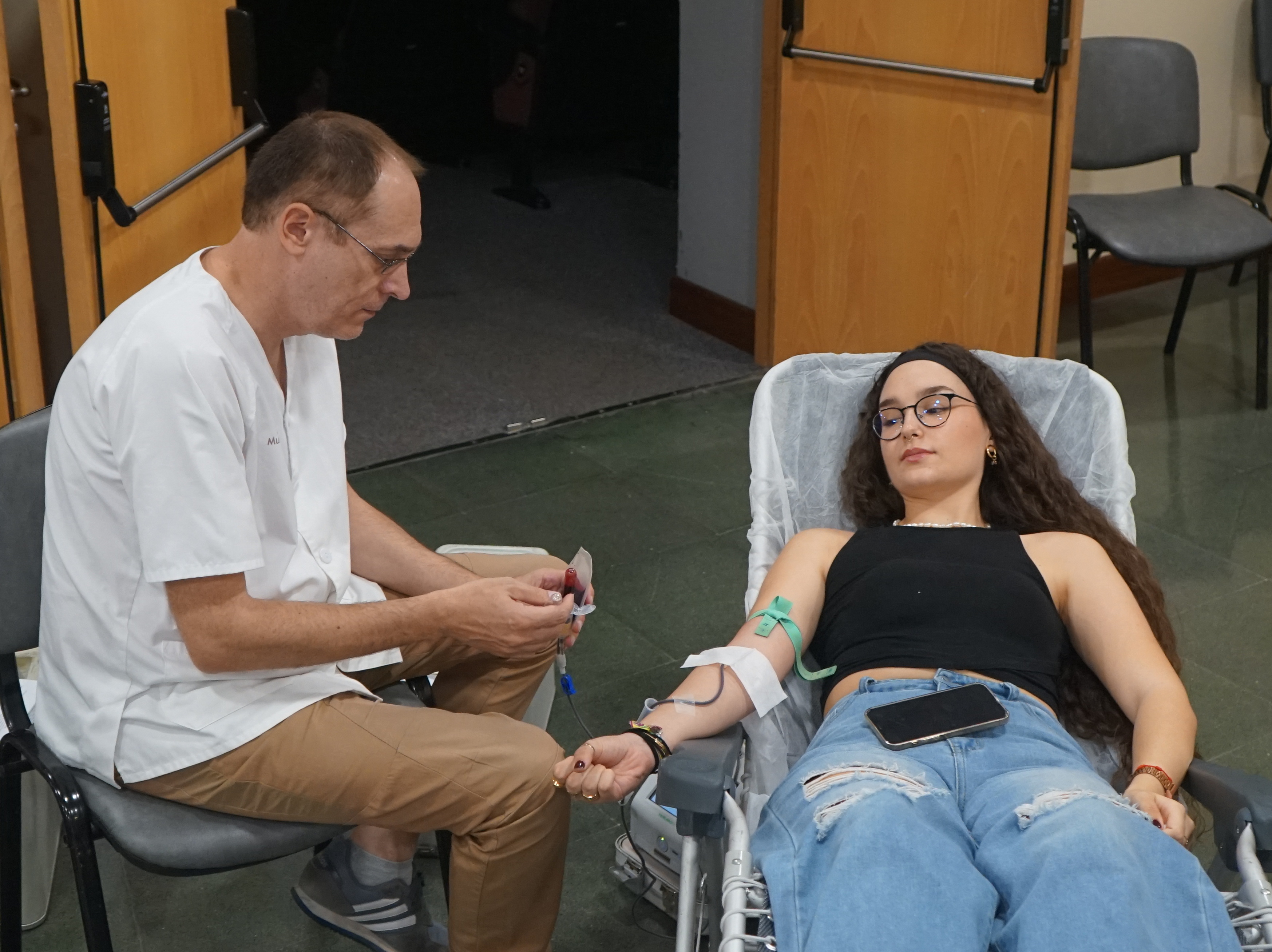 Para ser donante de médula ósea sólo es necesario realizarse una prueba de sangre