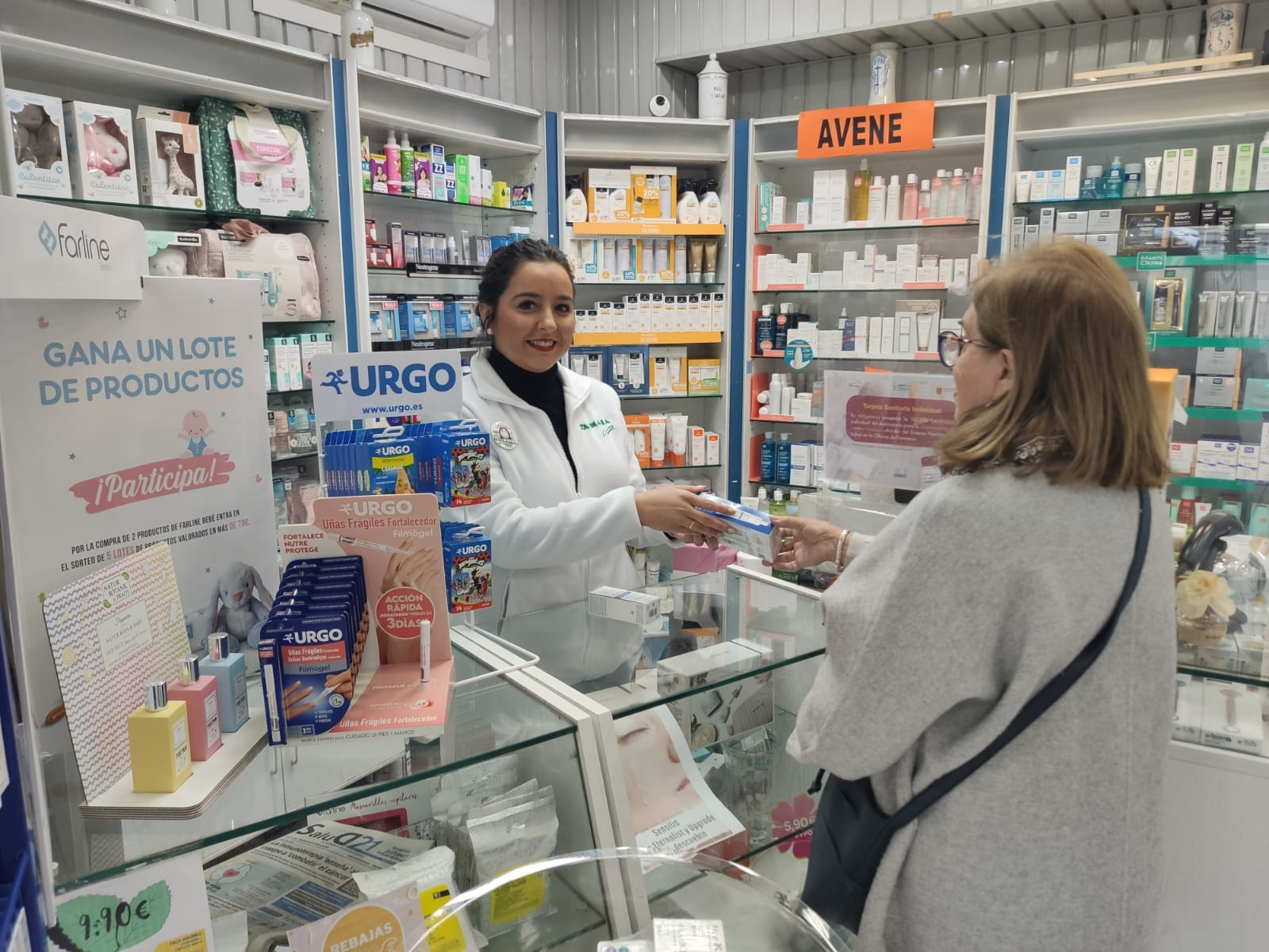 Dispensación de medicamentos en una farmacia