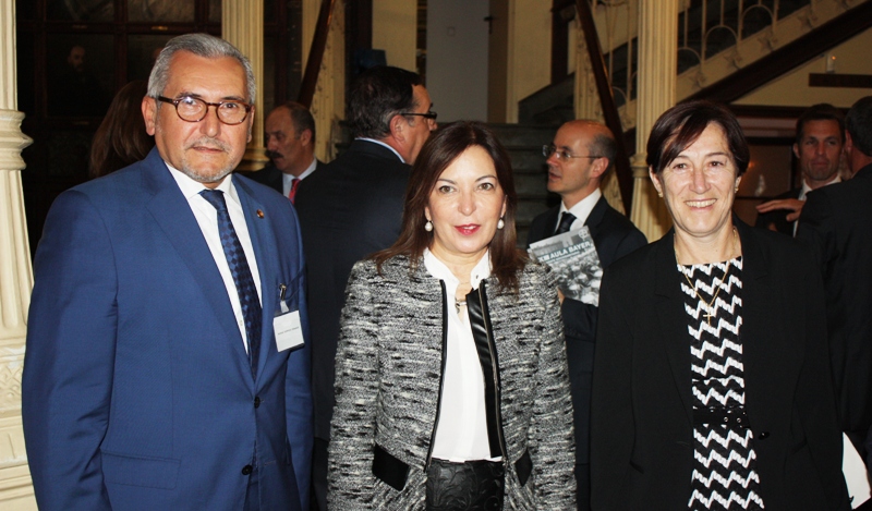 Catalina Lorenzo confía en la prescripción razonada como una vía para mejorar la eficiencia del sistema