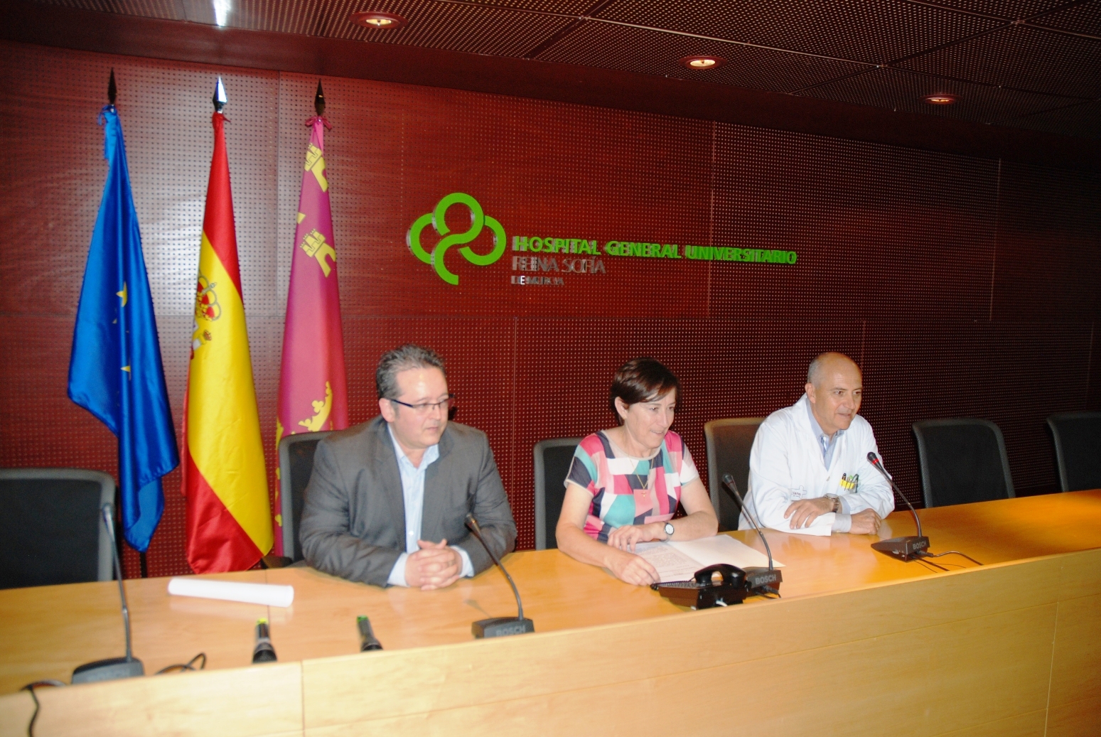 Sanidad insiste en la necesidad de sensibilizar a los pacientes sobre cómo realizar un buen uso de los Servicios de ...