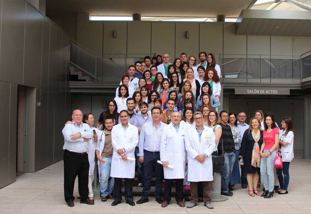 Los nuevos residentes que realizarán su formación en alguno de los centros sanitarios o recintos hospitalarios del ...