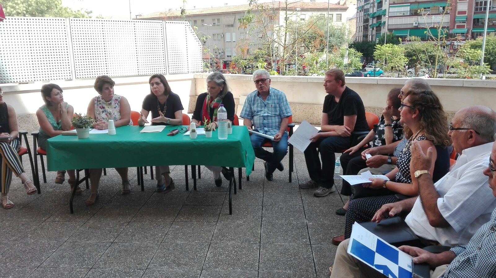 Sanidad valora la colaboración con Feafes para ofrecer una atención integral a las personas con enfermedad mental