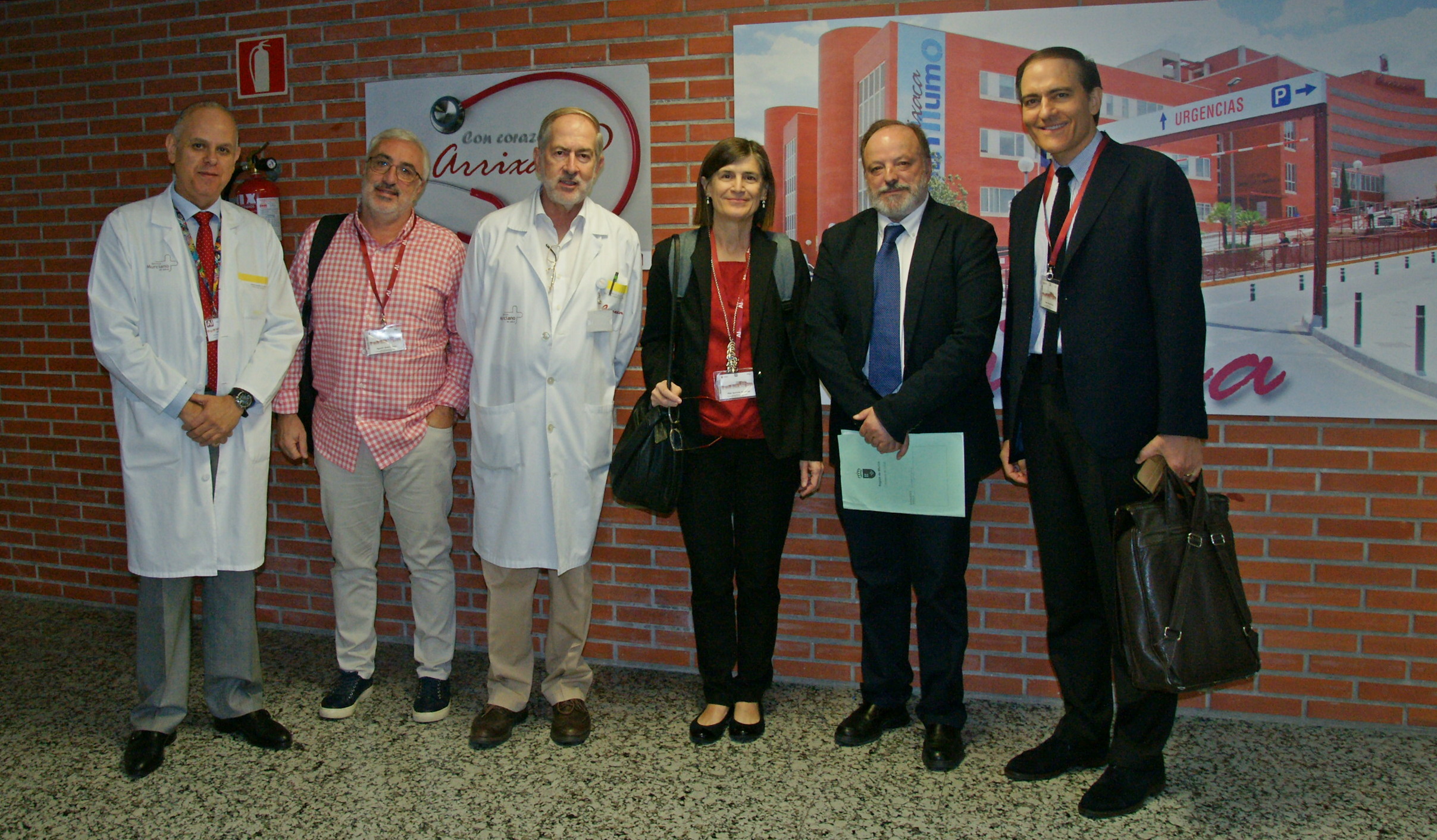 El director general de Salud Pública y Adicciones, José Carlos Vicente (2d), en las jornadas sobre la enfermedad de ...