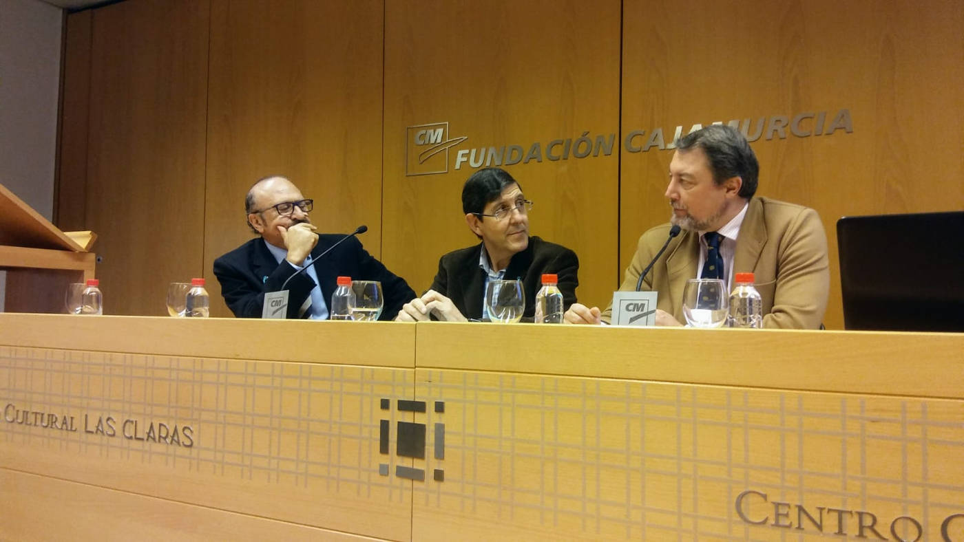 El consejero de Salud, Manuel Villegas, inauguró hoy la jornada de conmemoración del 50 aniversario del Servicio de ...