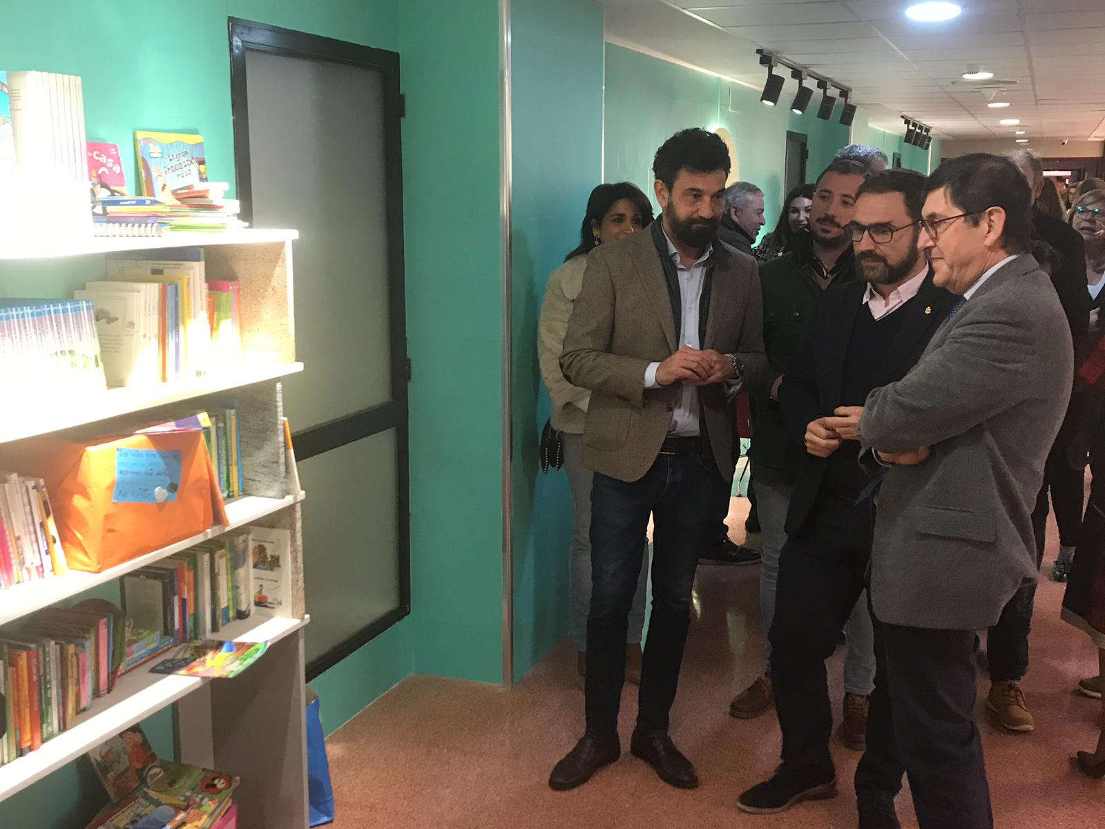 El Consejero de Salud, Manuel Villegas, durante la inauguración de la Biblioteca del Hospital Rafael Méndez de Lorca