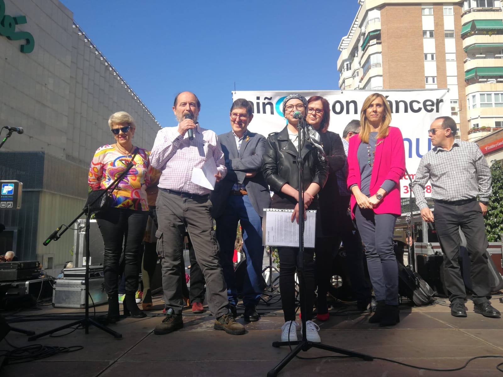 El consejero de Salud, Manuel Villegas, participó en los actos de conmemoración del Día Internacional del Cáncer ...