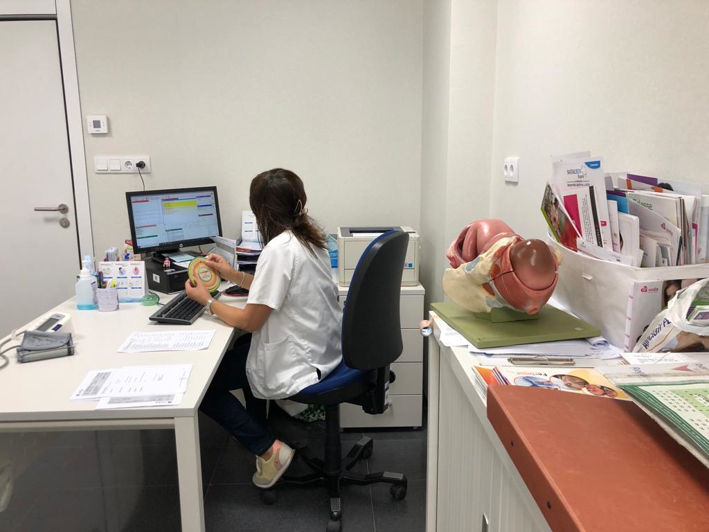 El hospital Rafael Méndez de Lorca ha puesto en marcha la interconsulta no presencial entre matrona y obstetra.