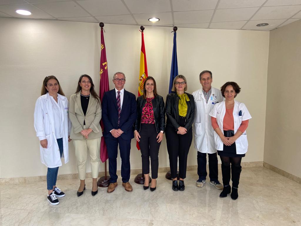 Juan de Dios Cánovas toma posesión de su cargo como gerente de área de salud IX-Vega Alta.