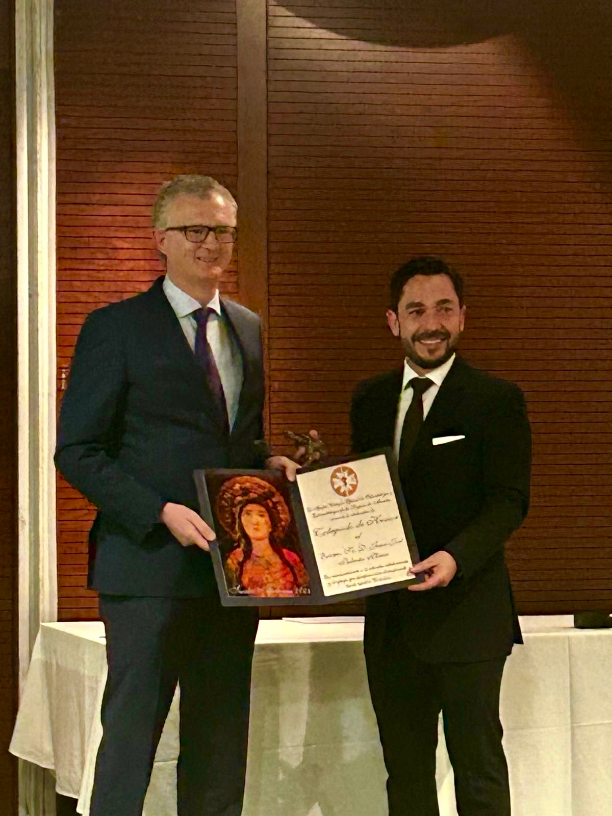 El consejero de Salud es nombrado Colegiado de Honor del Colegio Oficial de Dentistas de la Región de Murcia