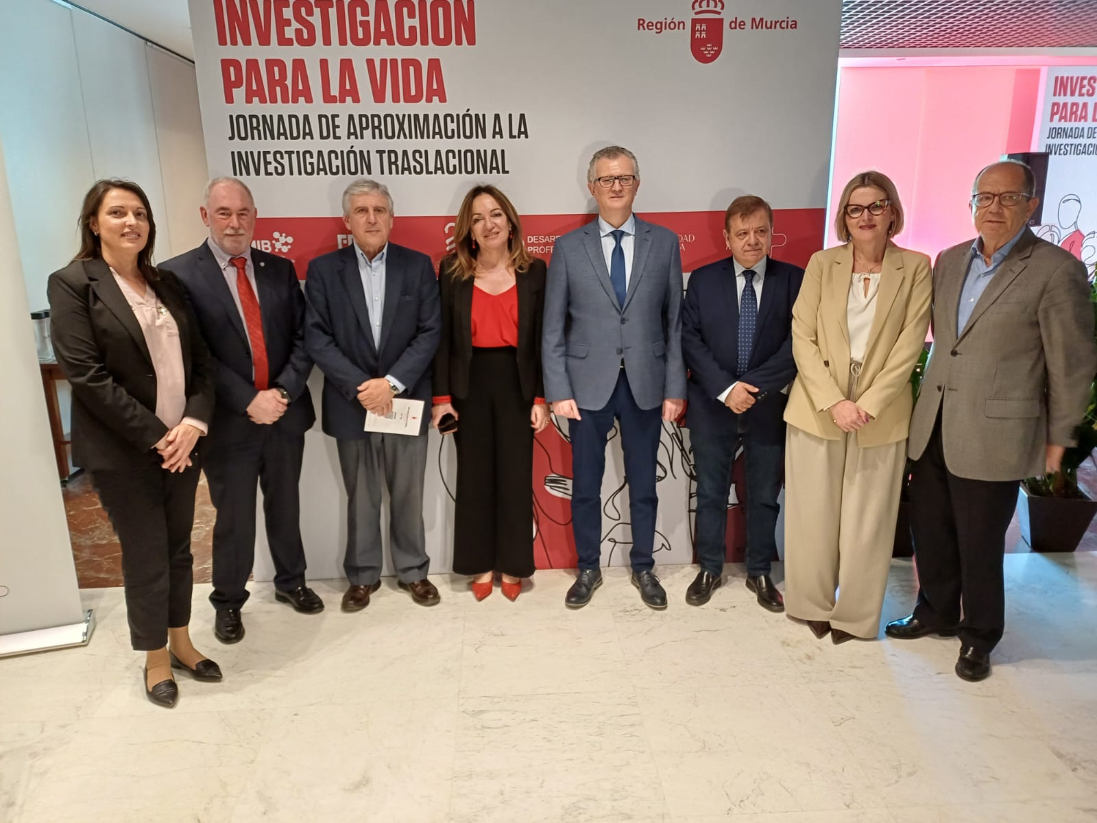 El consejero de Salud destaca el alto nivel de la investigación biosanitaria en una jornada sobre investigación ...