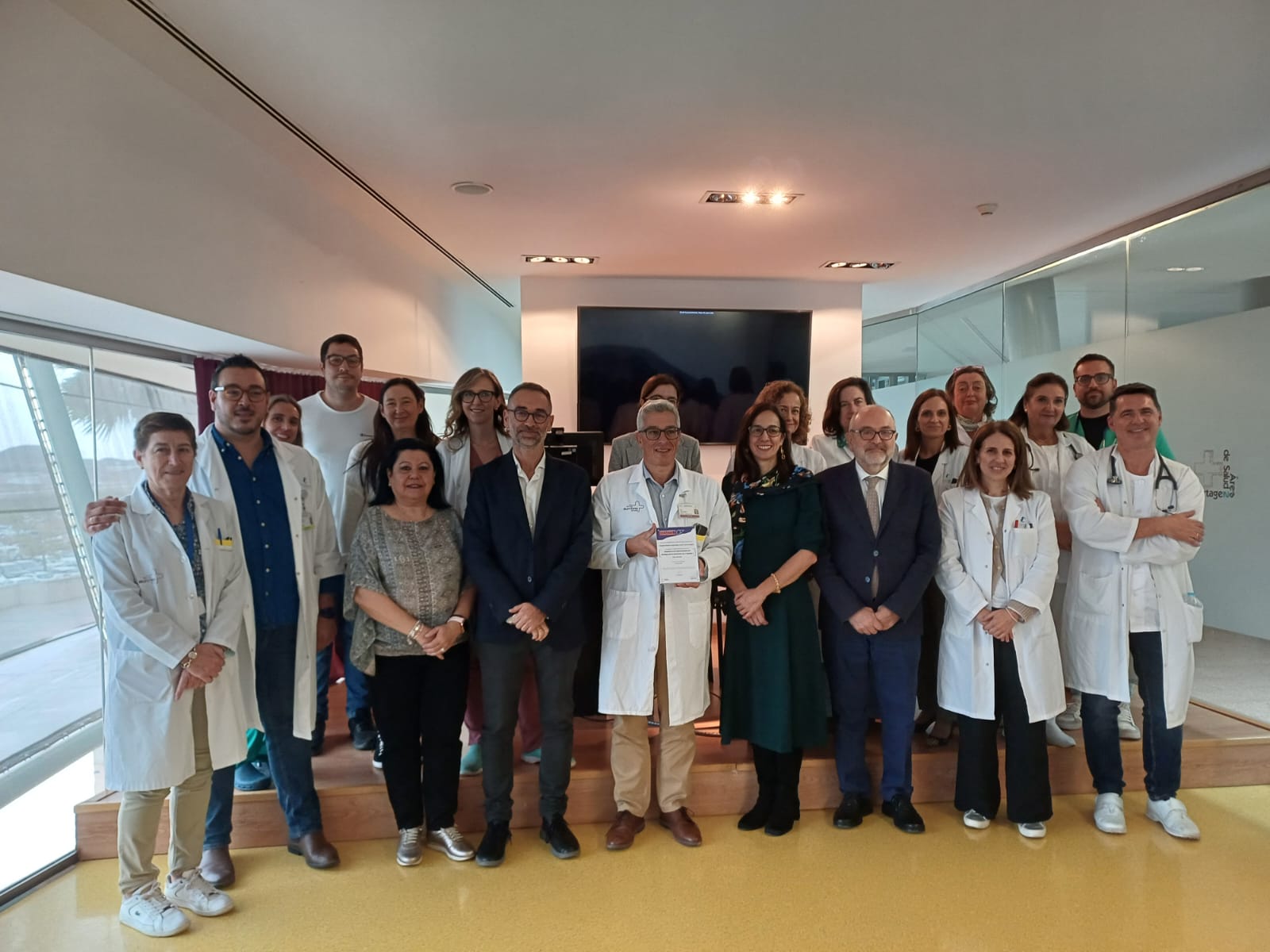 El hospital Santa Lucía obtiene la excelencia en la implantación del 'Decálogo para la Eliminación de la Hepatitis C'.