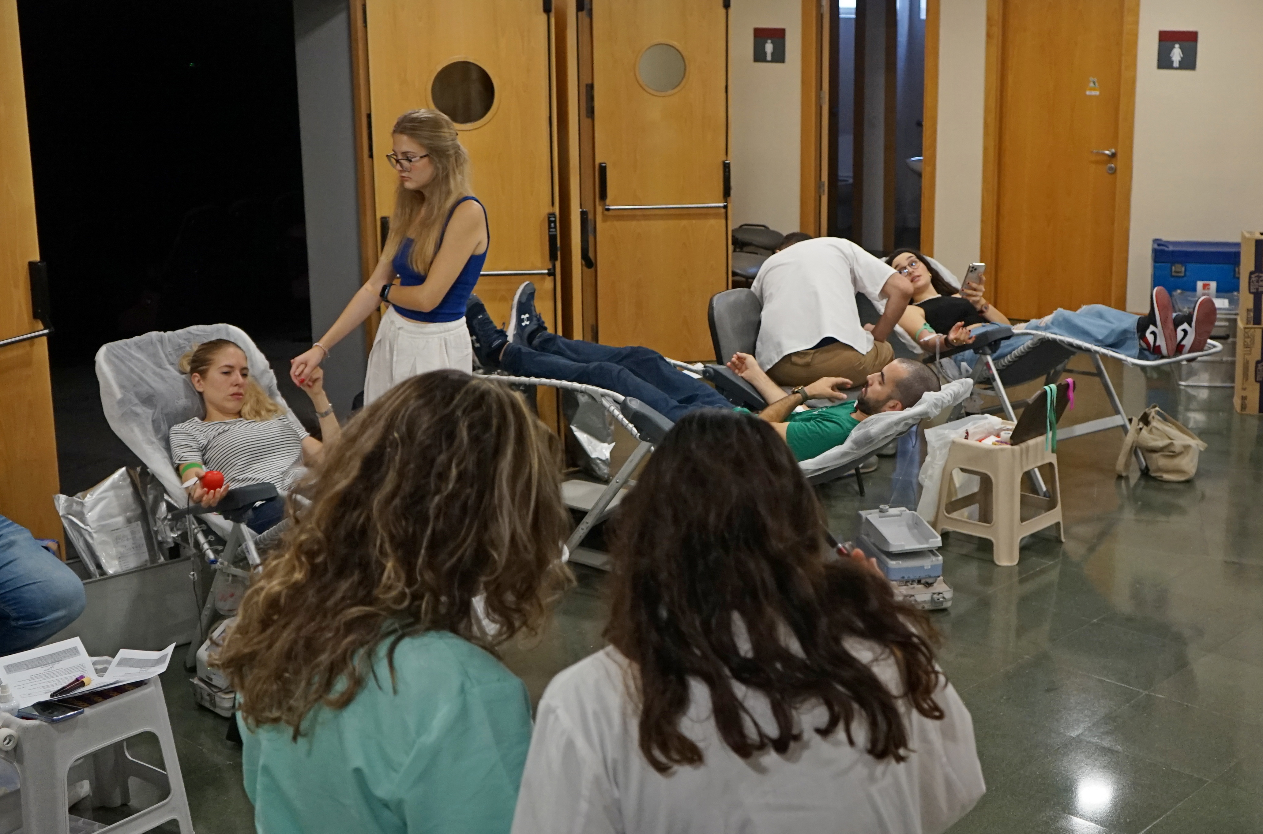 Más de 55.600 personas acudieron a donar sangre en 2024 en la Región.