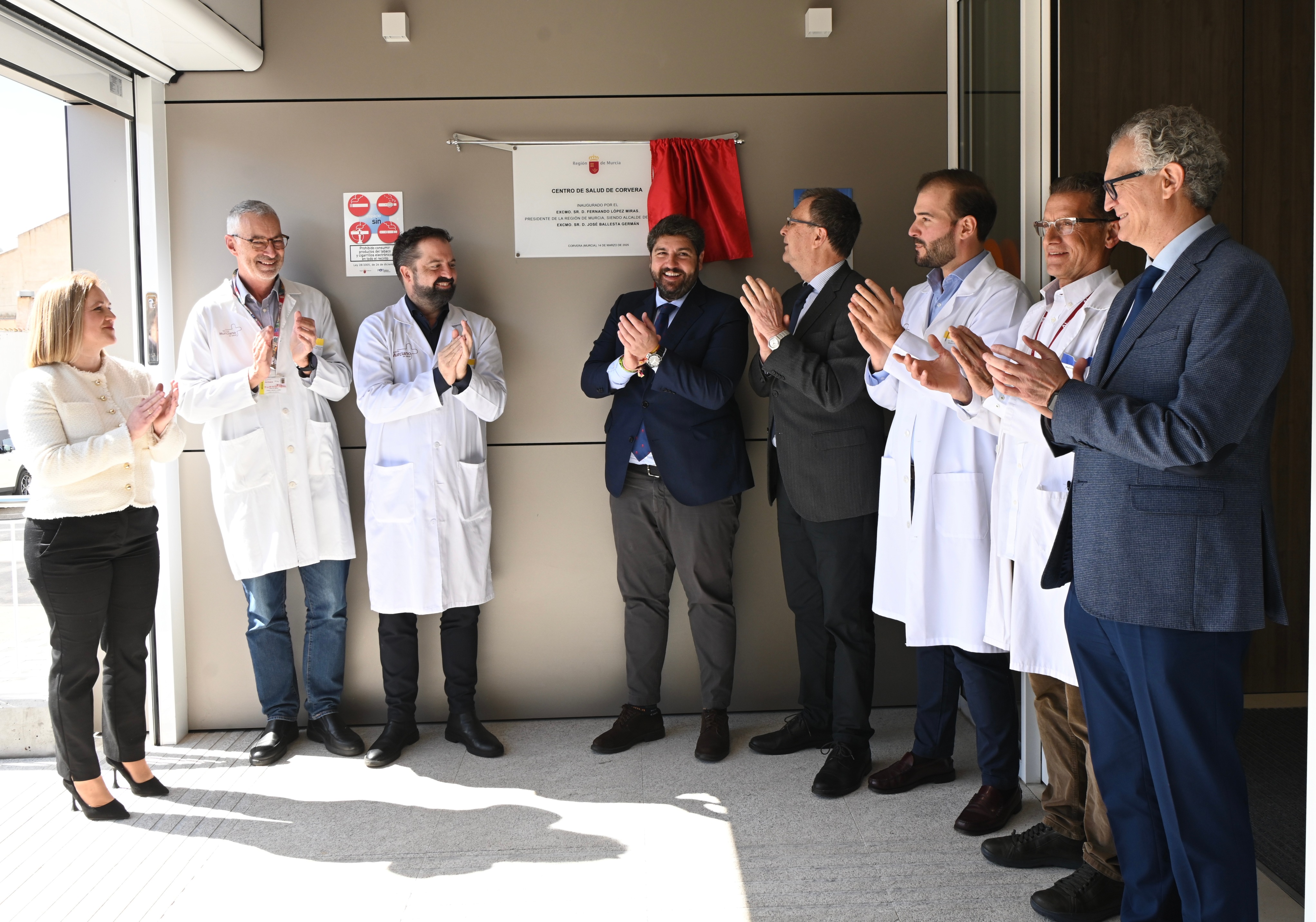 El jefe del Ejecutivo autonómico, Fernando López Miras, inauguró hoy el nuevo centro de salud de la pedanía murciana ...