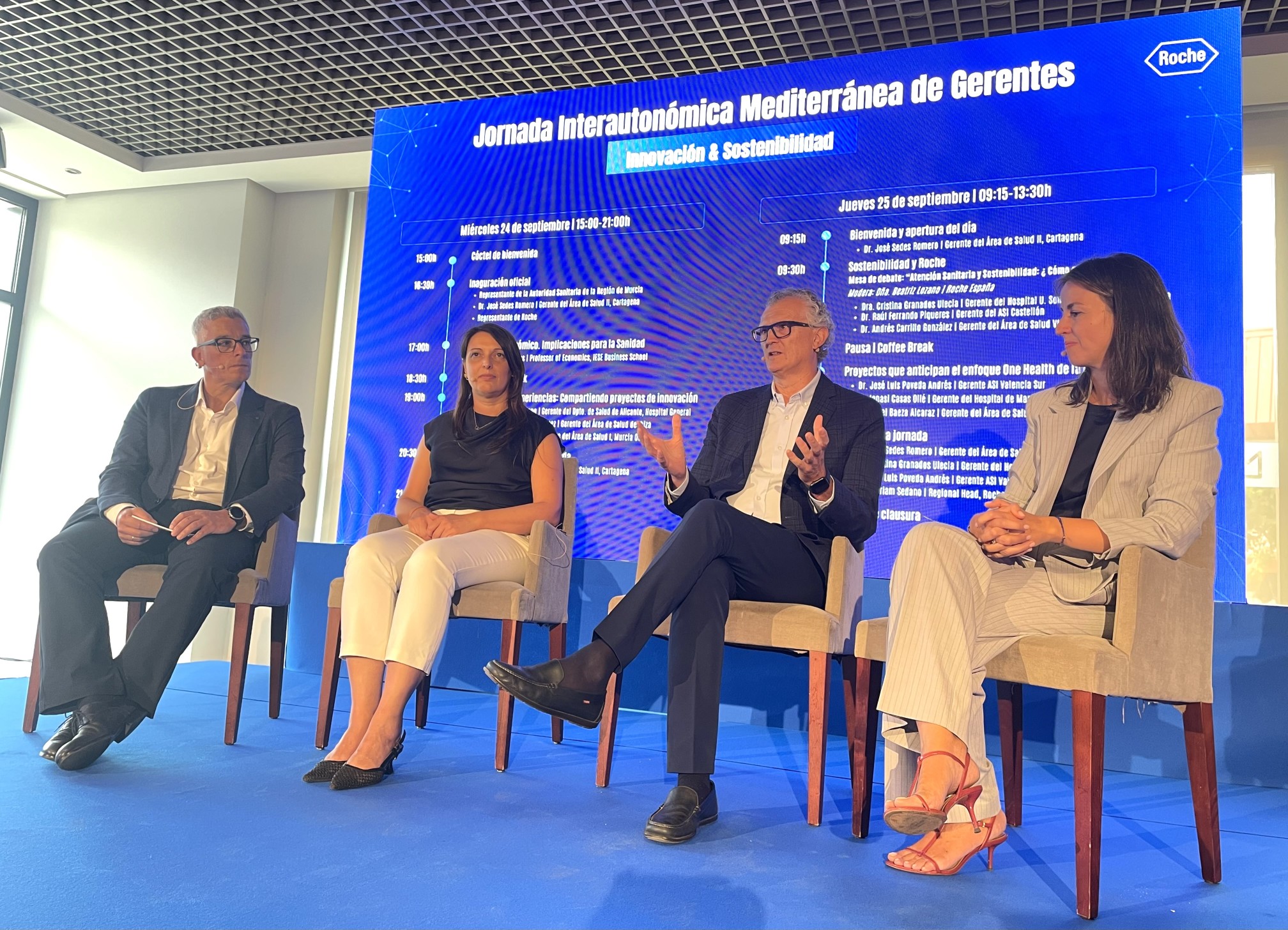 La jornada reunió hoy en Murcia a directivos de la sanidad pública de tres comunidades autónomas.