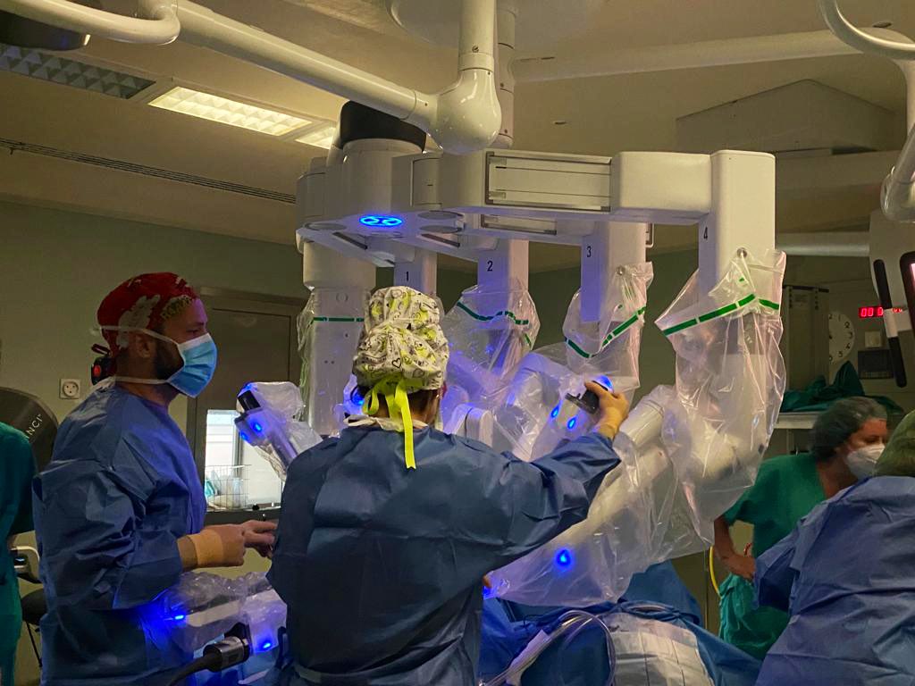 El SMS ha establecido unos servicios mínimos que respetan el derecho de los trabajadores y garantizan la asistencia ...